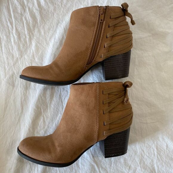 Indigo Rd. Western Boho Tan Suede Round Toe Womens Ankle Booties Size 6.5M - Picture 3 of 10